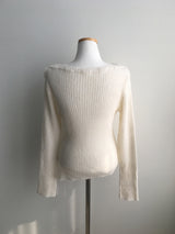 Stitch boat neck knit