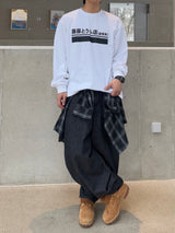 色褪せないバルーンデニムパンツ