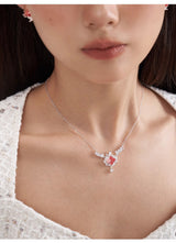 Floating jade necklace