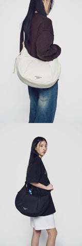 24FW ベーシックロゴヒドゥンポケットクロスバッグ アイボリー