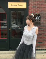 term ribbon off & shirring slim top