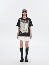 13DE MARZO ベアニュースペーパーTシャツ