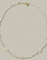 Daisy Pearl necklace