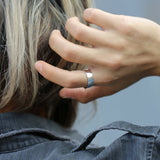 SVR-S613 Got7 Mark BamBam wearing silver 925 plain 8mm plain silver ring