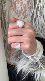 Horse shoe ring