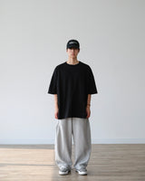BSTUDIOS_モメンツ 1/2 Tシャツ