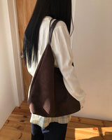 Lean Suede Shoulder Bag (pouch set)