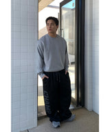 ロニンクロップスウェットシャツ