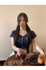 半袖ボタンスリムリブド半袖Tシャツ