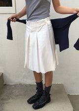 BUTTON MIDI PLEATS SKIRT