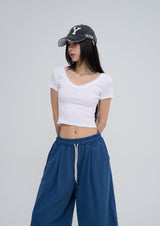 [U-BASIC] ソフトコットンVネッククロップドTシャツ