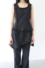 RUFFLE SLEEVELESS (BLACK)