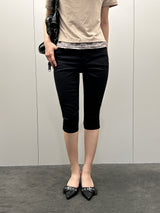 Shy Black Capri Jeans