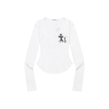 サハラヒョウ クロスバック ロゴ Uネック Tシャツ (2Color)