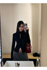ハーフタートルネックVネックスリット長袖ニット