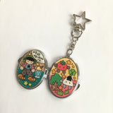 Oval-Shaped Mirror Keychain/楕円形ミラーキーホルダー