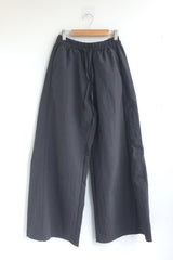 Basic Leaf Banding Pants