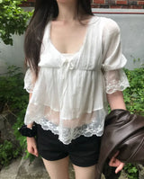 [ pure beauty 🤍 ] hees puff white & lace blouse