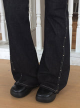 ボエル ノンフェード スタッド デニム ロー ブーツカット パンツ