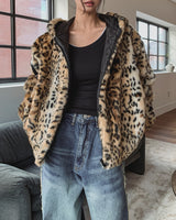 Blurry pattern hooded fur jumper