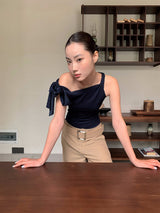 Kine strap unbalanced shoulder sleeveless top