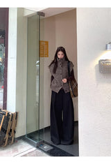 Multicolor Turtleneck Knit Vest 