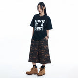 Camo 8-quarter Sweat Bermuda Pants - KHAKI