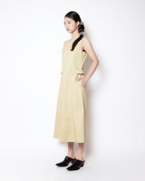 バックレスロングワンピース（ベージュ）