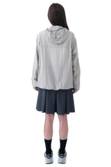  AIRY HOODED WINDBREAKER