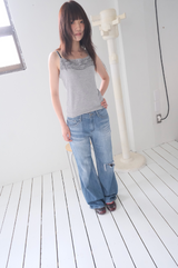 frill sleeveless (3c)