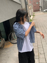 [unisex] Blanc Loose Fit Sleeve Color Matching Button Roll-Up Short Sleeve T-shirt