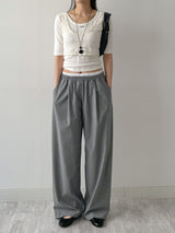 Pintuck U-Neck Elbow Length T-Shirt