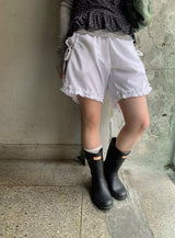 Hisami Strap Banding Frill Bermuda Pants
