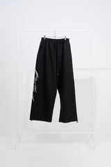 ベクターシャープセットアップパンツ
