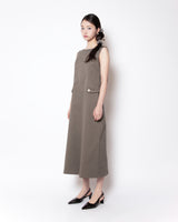 バックレスロングワンピース（カーキ）