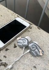 ボウ ウィング デコ キャップ × ホー (earphones, airpods ver)