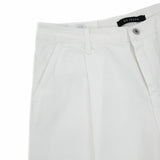 White Bermuda pants