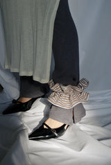PETAL STRIPE SCRUNCH / BEIGE