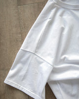 BSTUDIOS_MINICAB LOOSE 1/2 TEE