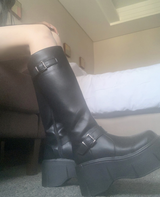 Sugena Platform Buckle Long Boots