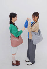 Reverse Logo Check Bag / Green