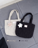 Softy Bag 軽量キルティングトート（BLACK）