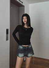 Watery washing vintage denim shorts