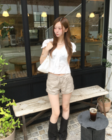 Puff tie blouse