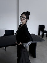 minimal basic V-neck knit (2color)