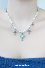 [Straykids Hyunjin Pick] Mint Cross Pearl Surgical Necklace