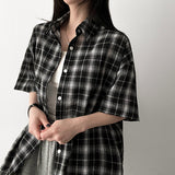 Handy Oversized Fit Checkered Short-Sleeved Shirt