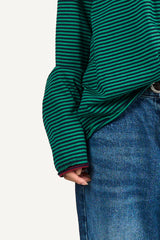 Color matching stripe long sleeve