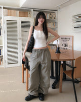 [U-BASIC] Rollin Button Round Sleeveless Top