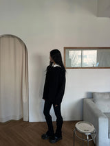[UNISEX] オーバーフィット ベロア オフショルダー ダブルスナップボタン ロングスリーブ ニットT(4 colors)